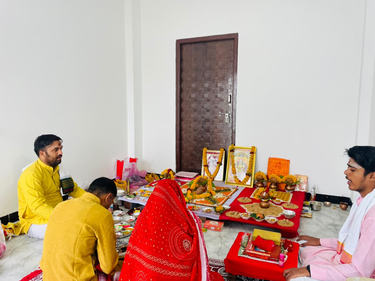 मंगलनाथ मंदिर परिसर और क्षिप्रा नदी